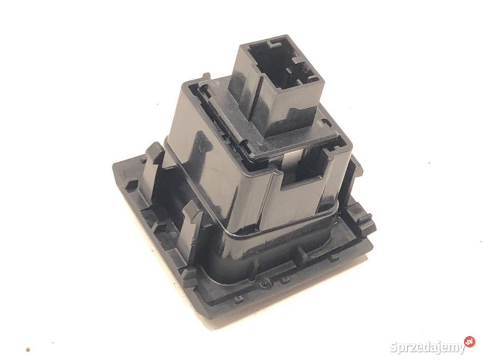 WŁĄCZNIK ŚWIATEŁ AWARYJNYCH AUDI A4 B9 PRZYCISK sprzedam