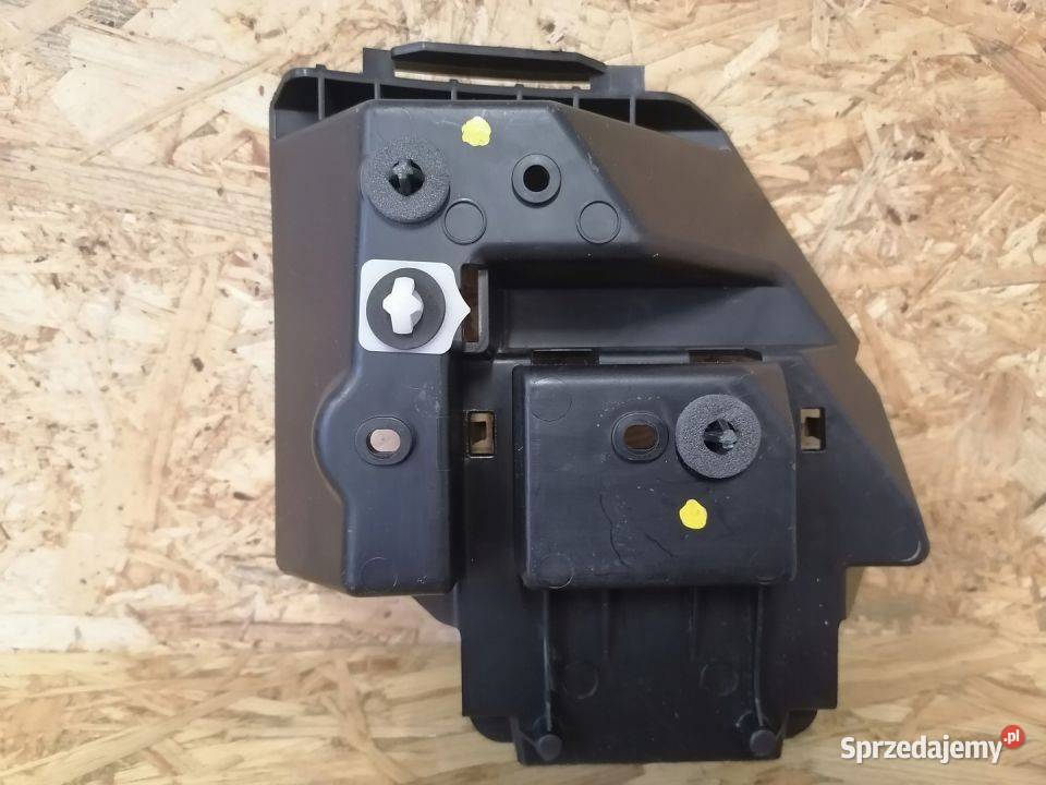 FORD FOCUS MK4 ślizg zderzaka lewy tył Pleszew