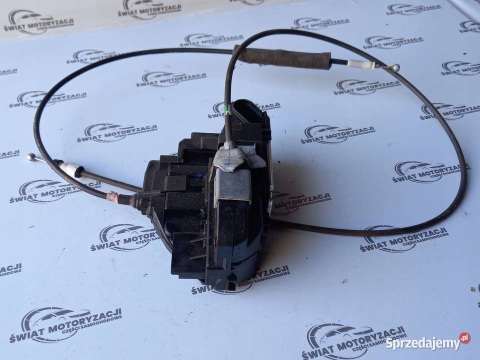 NISSAN JUKE I LIFT 15r zamek drzwi lewy przód Kielce sprzedam