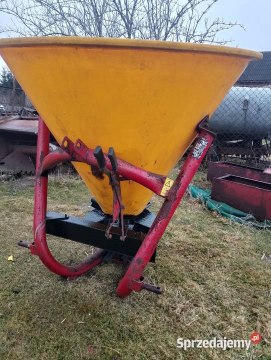 Rozsiewacz nawozów 350 litrów śląskie Miedźno