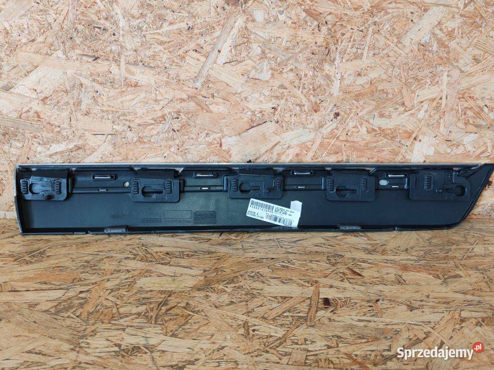 VOLVO XC60 LIFT LISTWA DRZWI PRAWY TYŁ 31333819