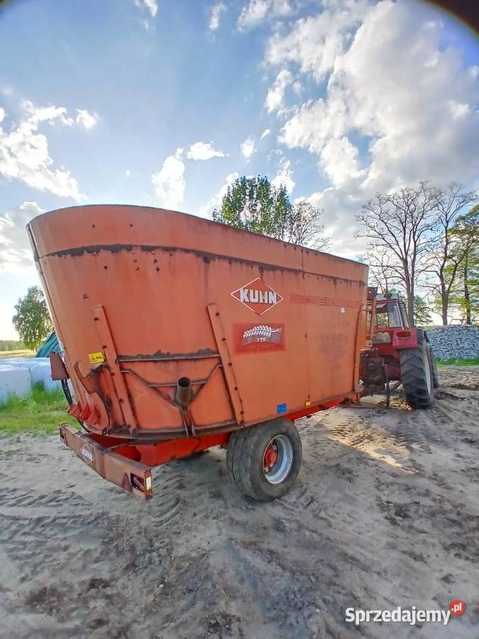 Paszowóz Wóz paszowy kuhn Grodziec