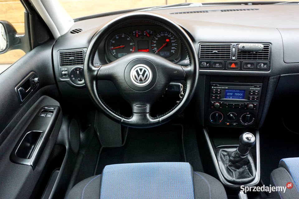 VW GOLF IV HIGHLINE 16 16V BENZYNA CZARNA PERŁA 105KM śląskie Sosnowiec
