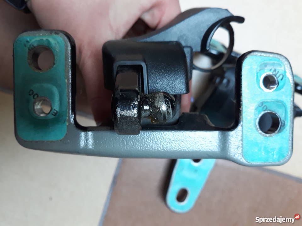 Zawiasy tylnej klapy Mercedes GLC