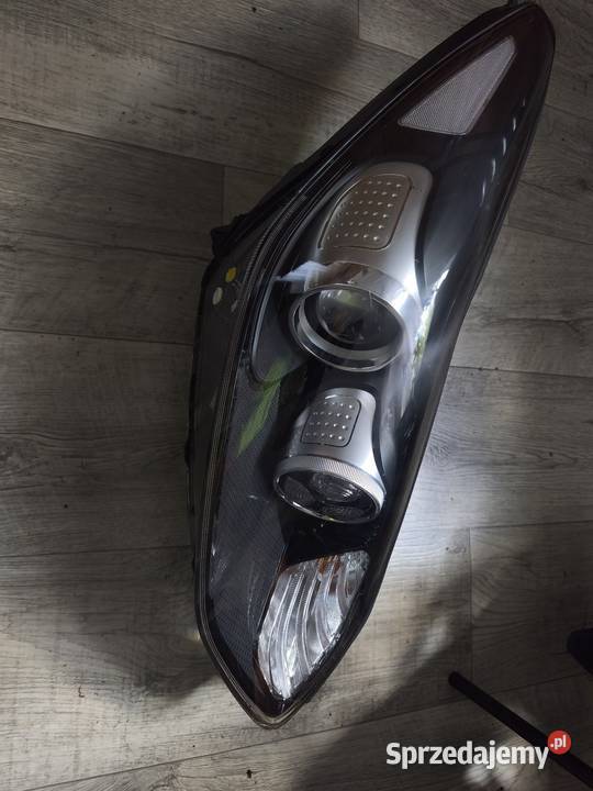 Kia Sportage 4 Lampa Prawa Xenon LED F192104710