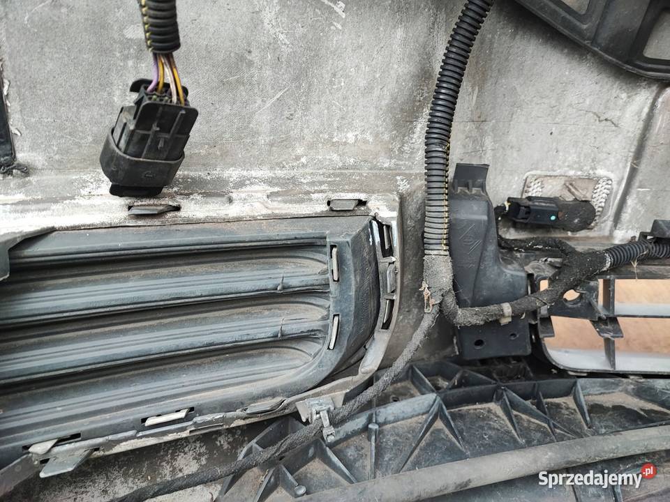 OPEL INSIGNIA A I 10r zderzak przód PDC Rok produkcji 2010 Kielce