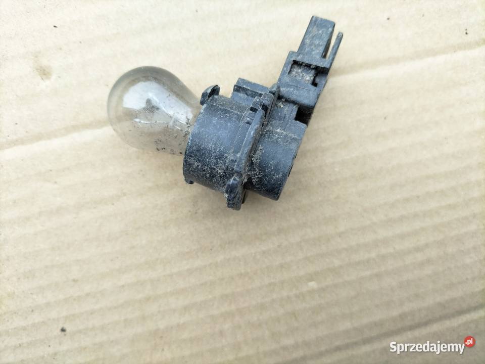 AUDI 80 B3 B4 A6 C4 WKŁAD ŻARÓWKI TYLNEJ LAMPY Kamień-Kolonia