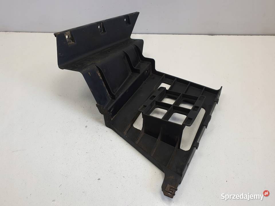 BMW E31 840 850 i ŚLIZG ZDERZAKA LEWY Tył Janów