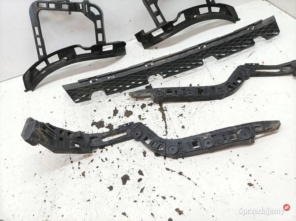 ŚLIZG ZDERZAKA TYŁ KOMBI 3AF807394 3QF807377 VW osobowe świętokrzyskie sprzedam