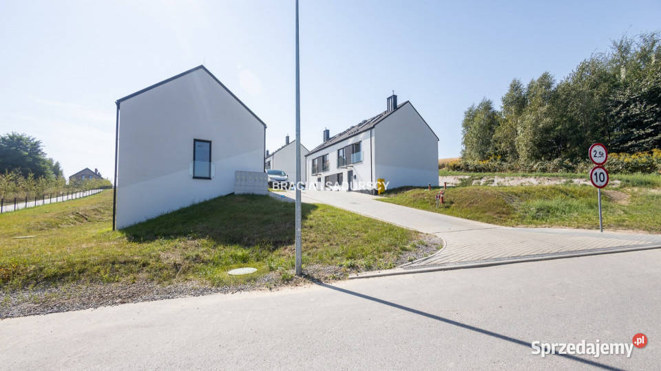 Do sprzedaży dom bliźniak 1187m2 Zabierzów Rok budowy 2023