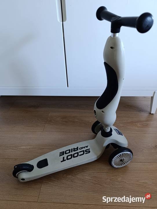 Hulajnoga trójkołowa dziecięca Scoot Ride Rolki, wrotki i hulajnogi Bełchatów sprzedam