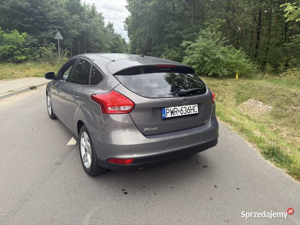 Ford Focus MK3 FL 16 TDCi światła do jazdy dziennej Września