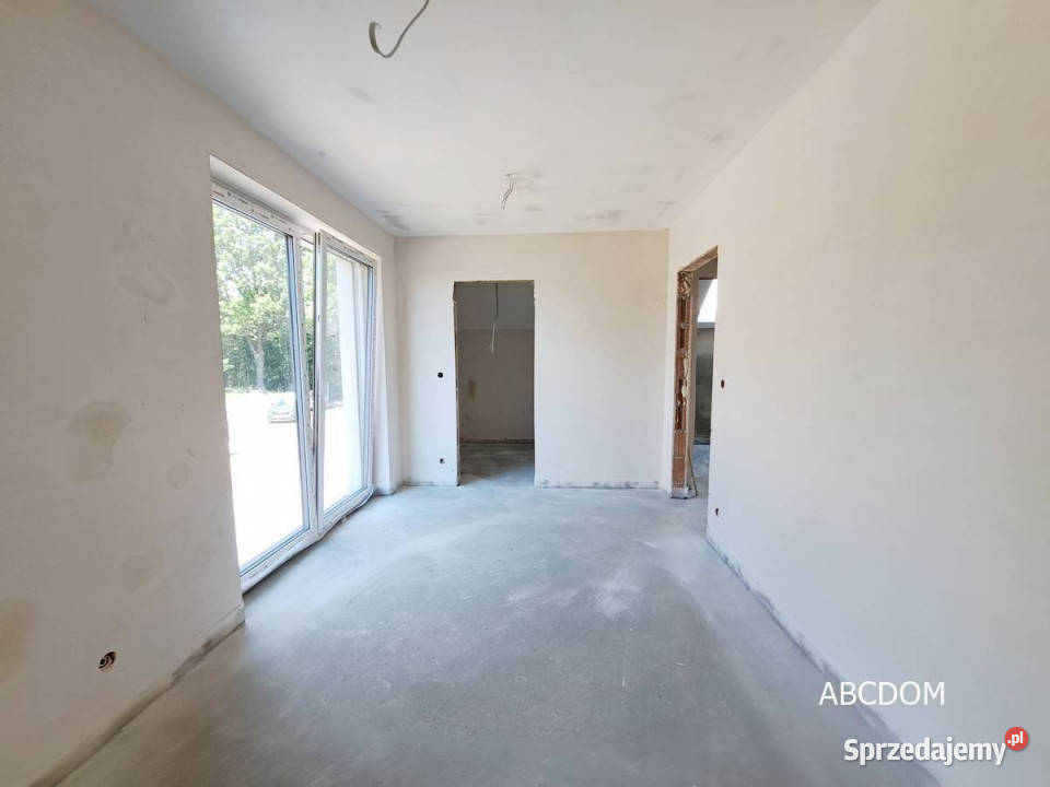 Urocze miejsce wolnostojący dom 5 pokoiogród 1 piętro małopolskie Gorzków