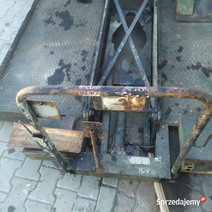 Podnośnik nożycowy Pniówek sprzedam