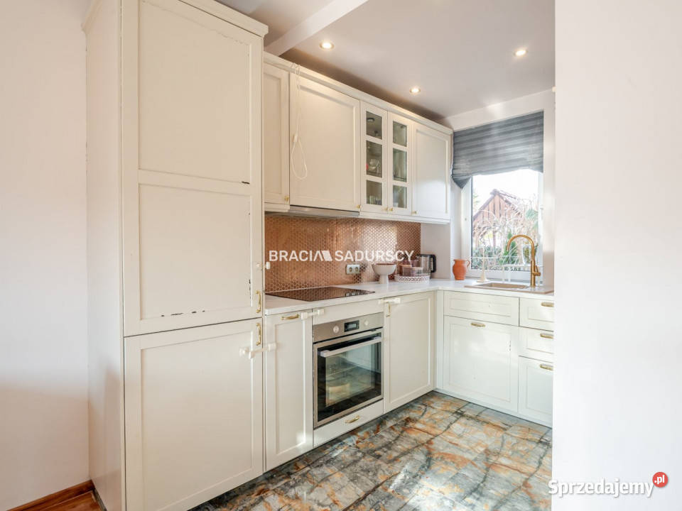 Dom szeregowy Niepołomice Oficerska 677m2 67.7m2 Sprzedaż