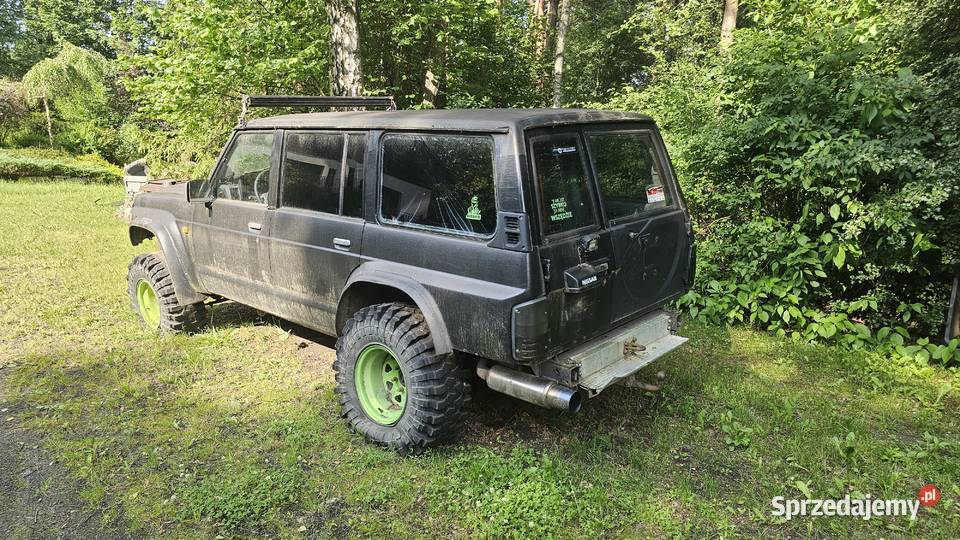 dwie sztuki Nissan Patrol Y60 swap OEM606 BMW Kalety