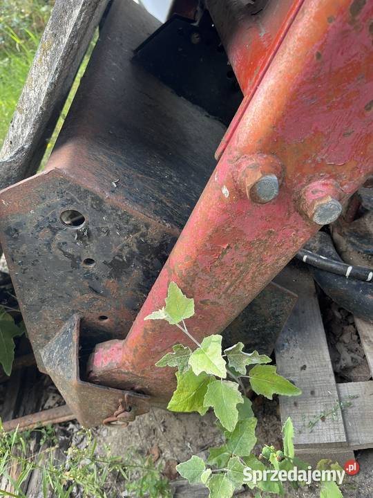 ładowacz tur frontlift z łyżką widłami do