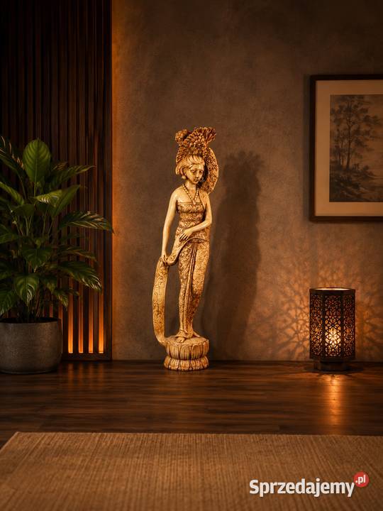 Rzeźba Figura Kobiety W Stroju Orientalnym