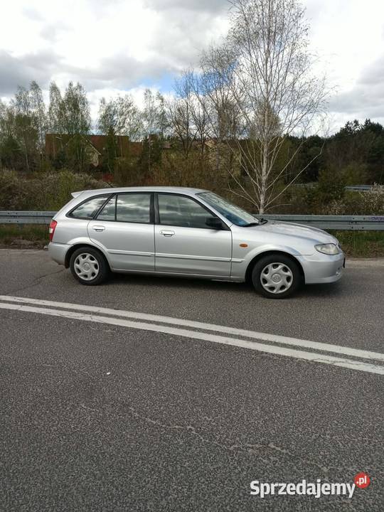 Samochód osobowy Mazda 323f nieuszkodzony 323F Chmielów