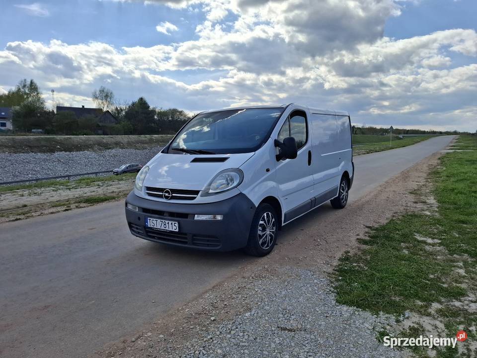 Opel vivaro 19 100 2004 6 biegów kamera przód I sprzedam