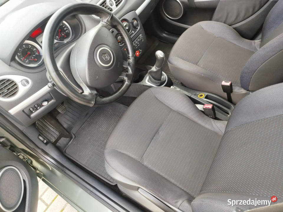 Renault Clio STAN LPQ INS QAZOWA import z Clio