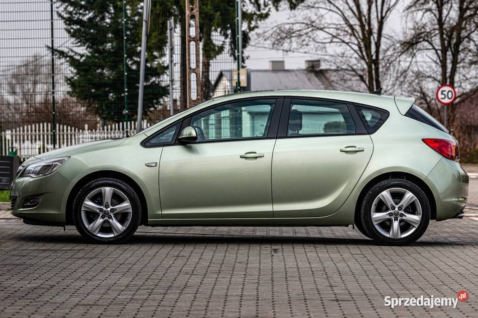 OPEL ASTRA CD Zalesie