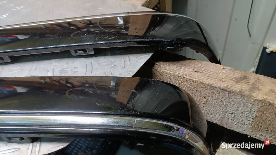 Listwy zderzaka tylnego Mercedes E klasa W210 Orzesze