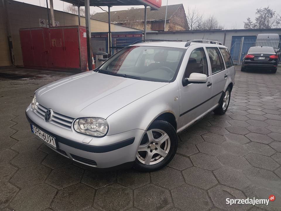 VW Golf kombihakważne opłaty