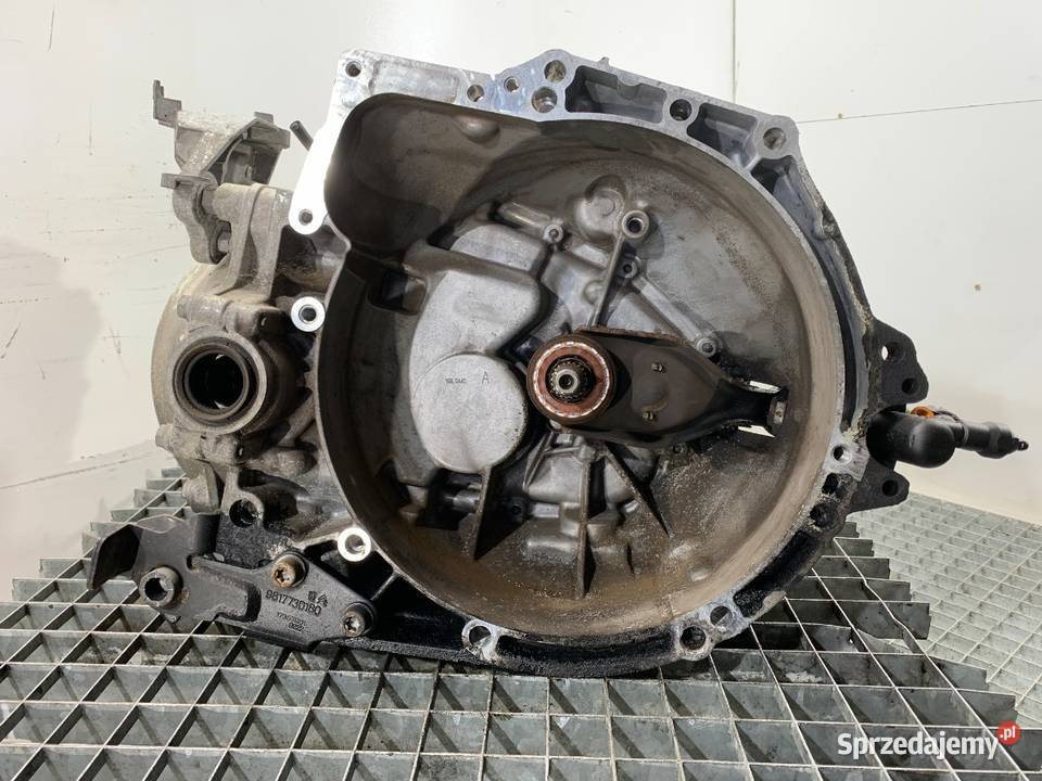 SKRZYNIA BIEGÓW OPEL VIVARO C 20MB46 15 120