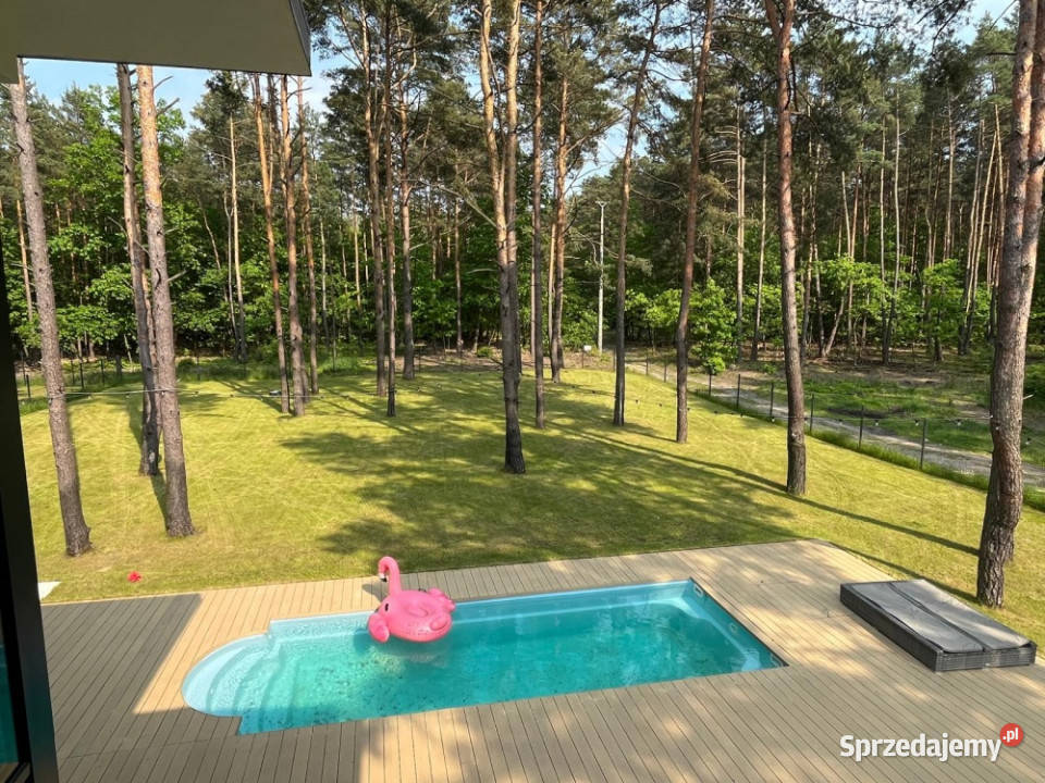 Luksusowy dom z basenem Warszawa Radość 2150m2