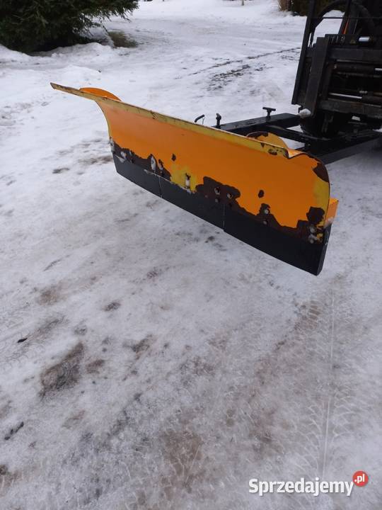 Pług do odśnieżania do wózka widłowego Izdebno-Kolonia