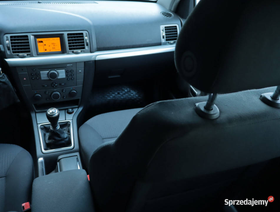 Opel Vectra 19 CDTI szary