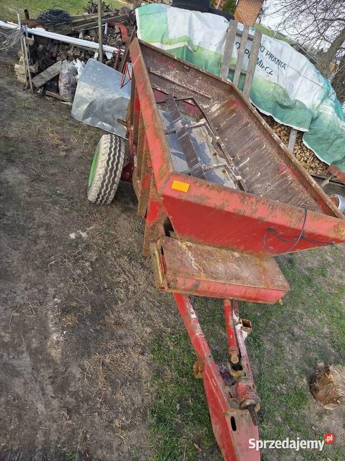 Rozsiewacz wapna RCW 3 nieuszkodzony Rozsiewacze nawozów Michów