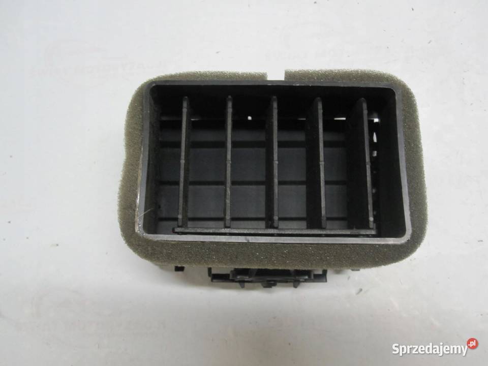 DODGE NITRO 08r kratka nawiewu sprzedam