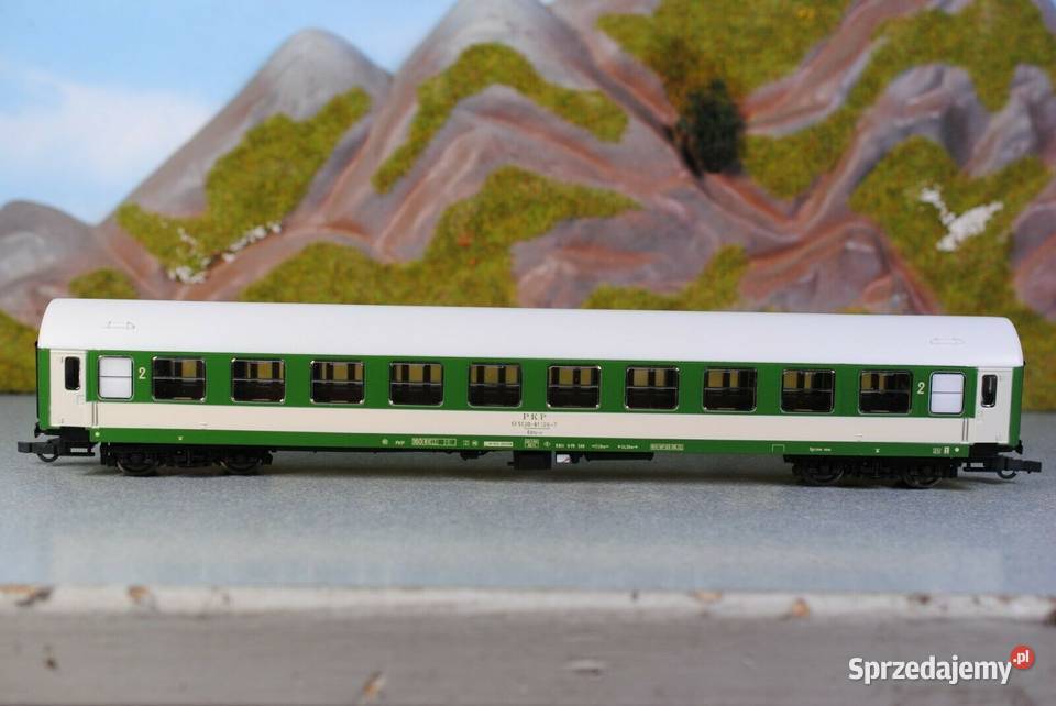 H0 187 PKP 2 kl wagon osobowy Grochów mazowieckie Warszawa