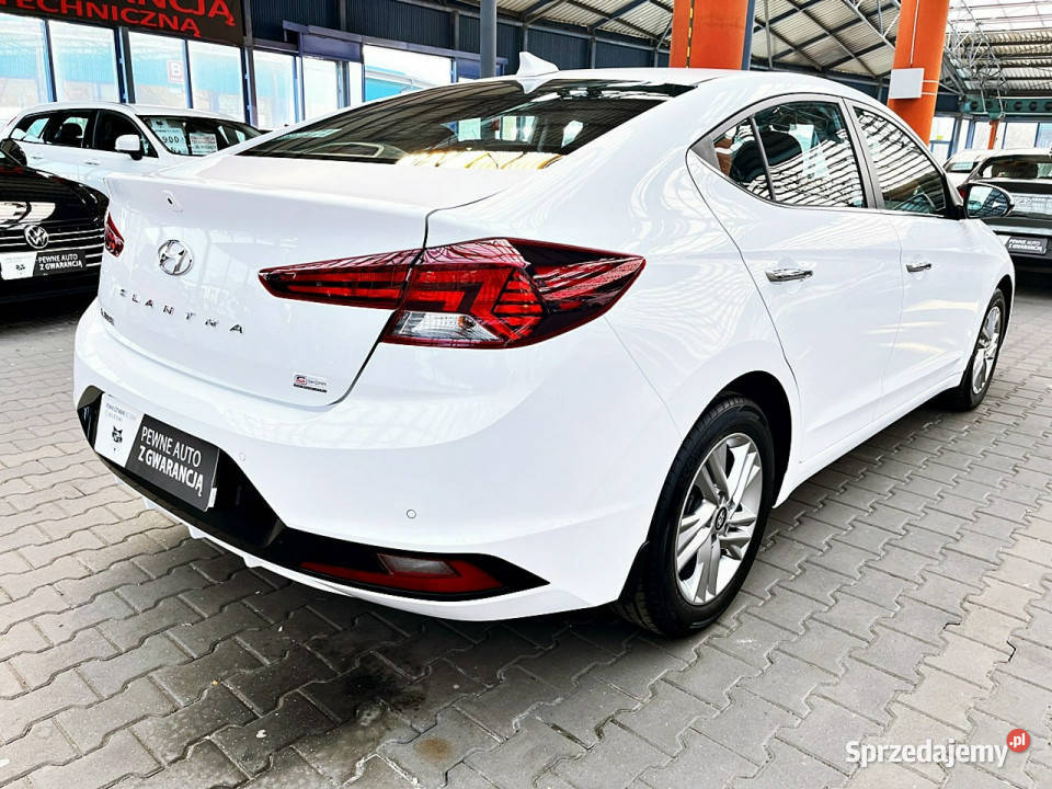 Hyundai Elantra 16 16V Moc128 LEDNaviKamera garażowany