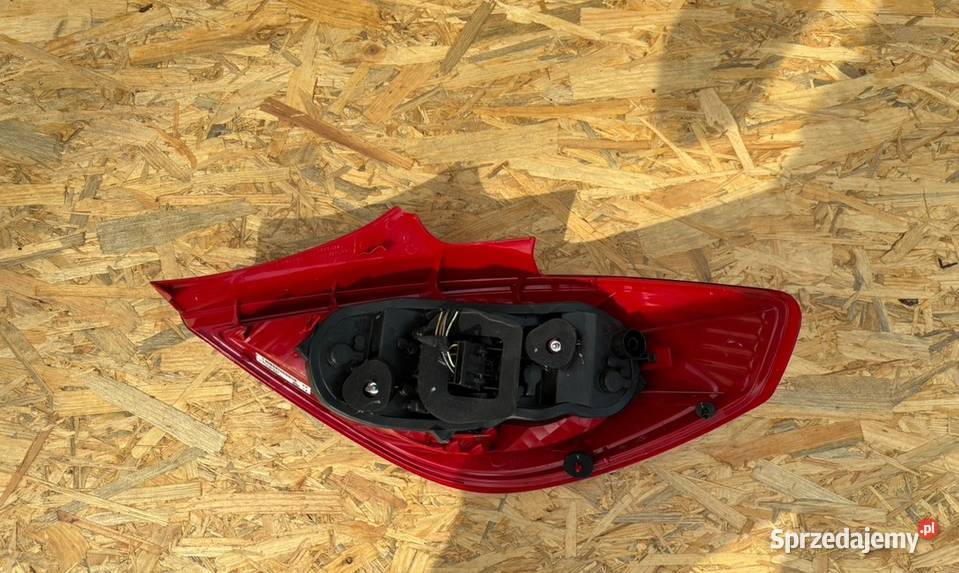 LAMPA LEWA TYŁ TYLNA OPEL CORSA D 3D 07R osobowe Lampy tylne Międzychód