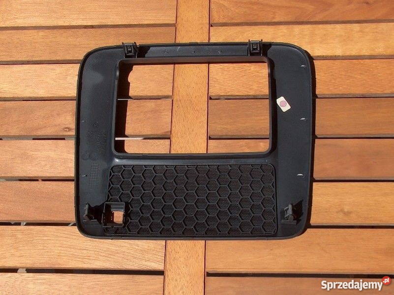 Kratka maskownica ekranu nawigacji głośnika Białystok