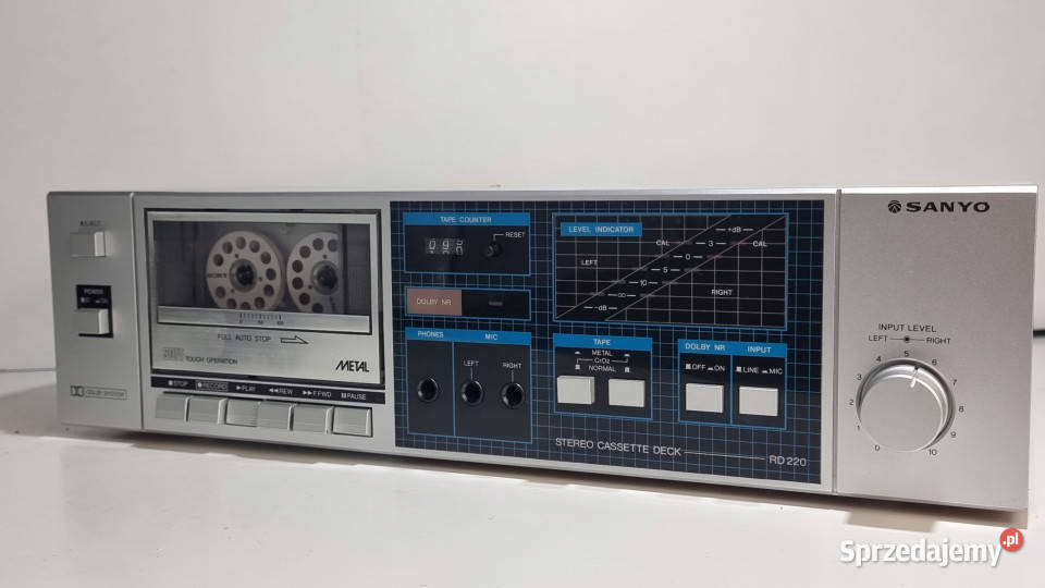 Magnetofon kasetowy SANYO RD 220