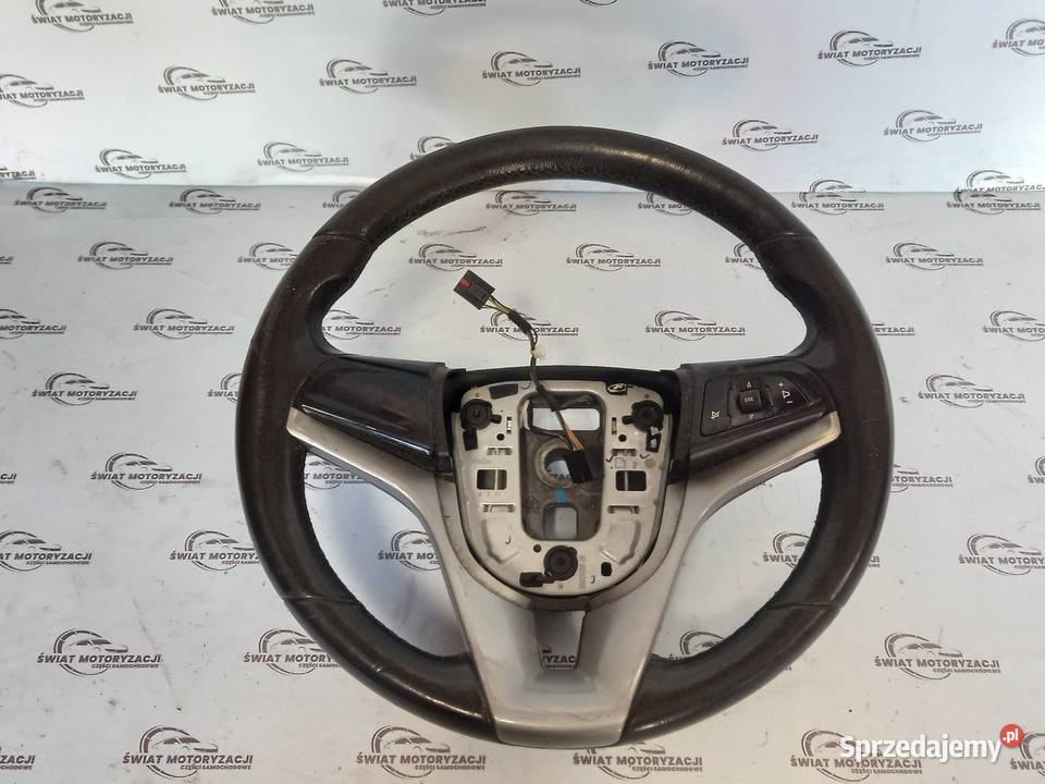 CHEVROLET ORLANDO I LT 12r kierownica skórzana Kierownice Kielce