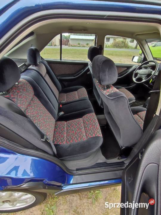 Seat Toledo 16B 1997 Stan kolekcjonerski Nowy Tomyśl
