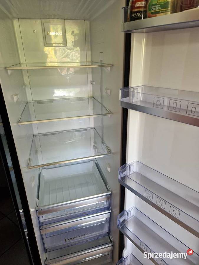 Na części Lodówka Side by Side Beko czarne szkło Szczecin