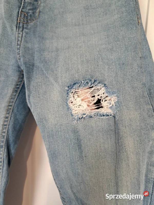 Jeansy z dziurami z Terranova modny casual S Rozmiar 36(S) Trąbki Wielkie