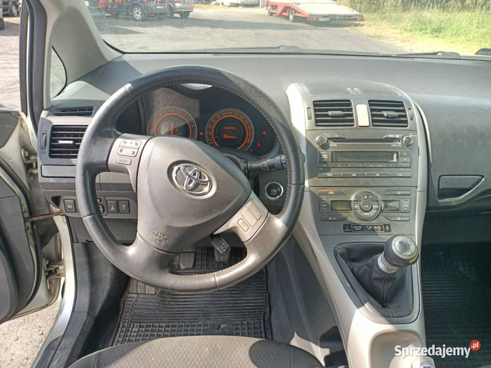 Toyota Auris Toyota Auris 22D 177 09r I 20062012 srebrny Tarnów