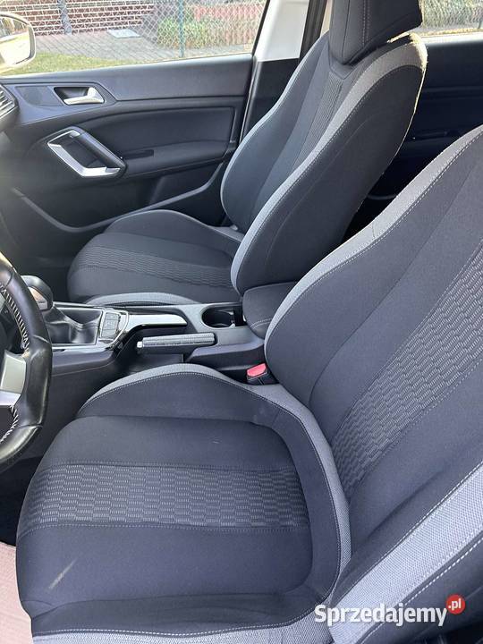Peugeot 308 II 12 benzyna automat nieuszkodzony