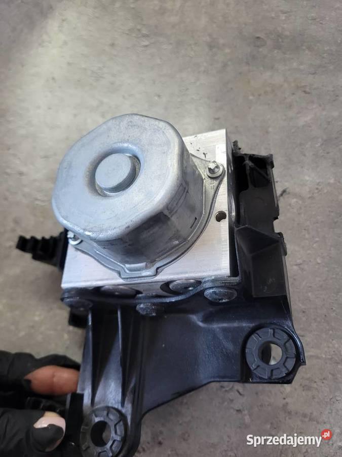 Honda GOLD WING GL1800 SC79B 1823 OEM POMPA ABS Nowy Tomyśl sprzedam