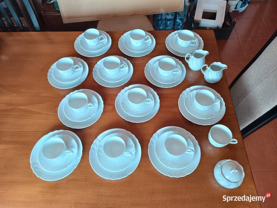 Elegancki zestaw do kawyherbaty 12 osób Seltmann Szczyrk sprzedam