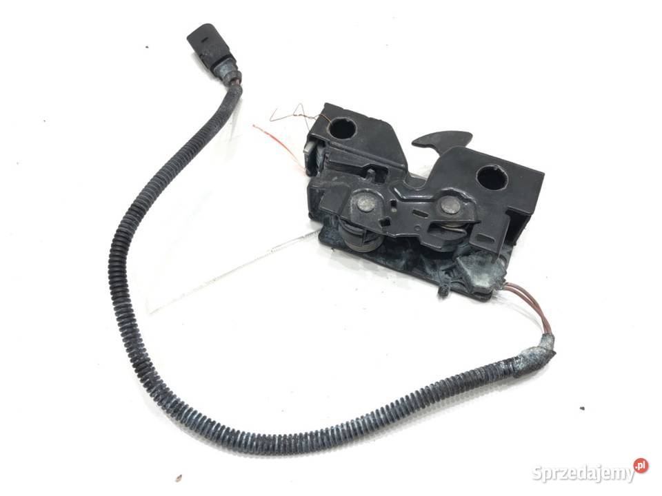 ZAMEK MASKI PRZÓD VW GOLF VII Kombi 3ED823509 sprzedam