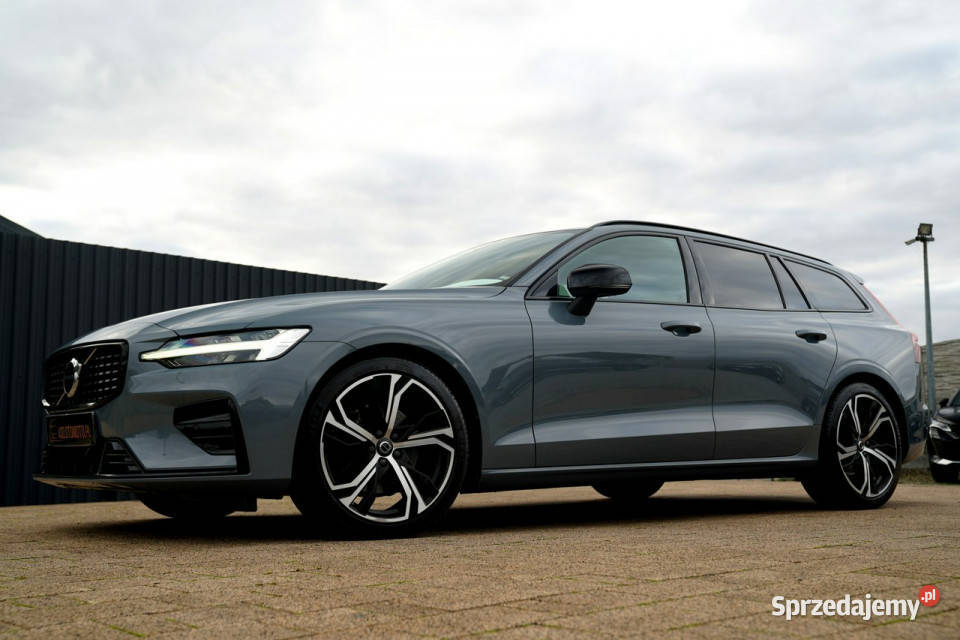 Volvo V60 R DESIGN acc FUL LED skóra nawi ALUSY Rok produkcji 2023 sprzedam
