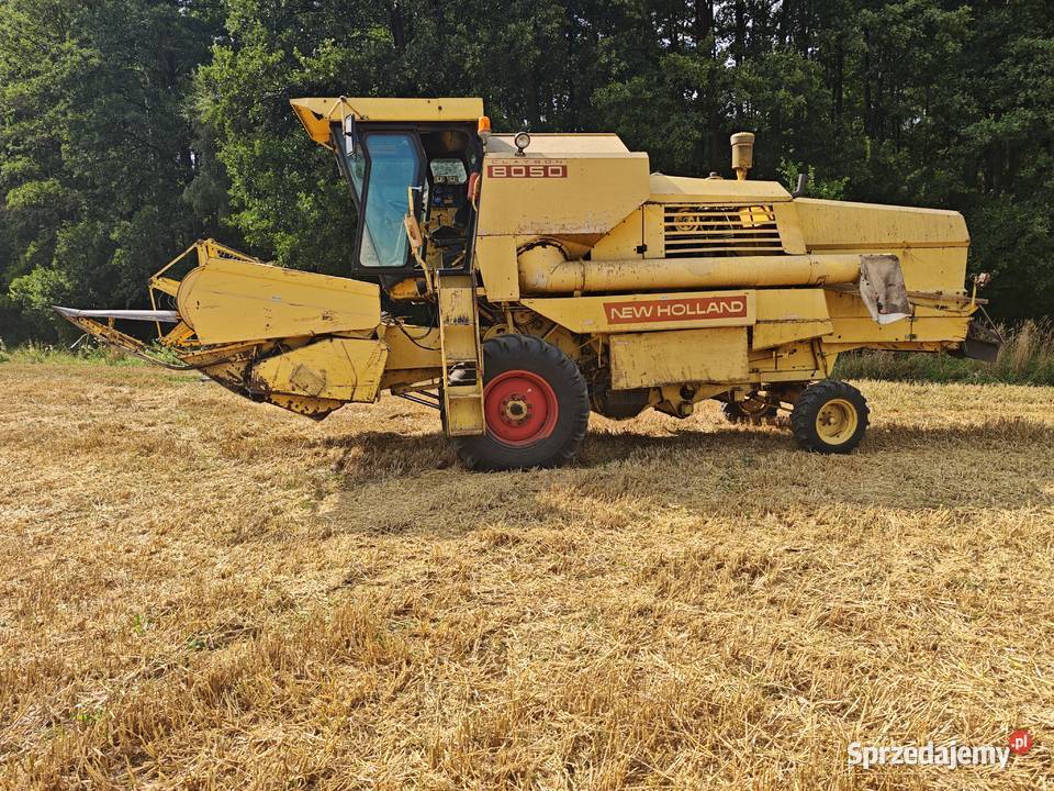 Kombajn zbożowy Holland 8050 Huszlew